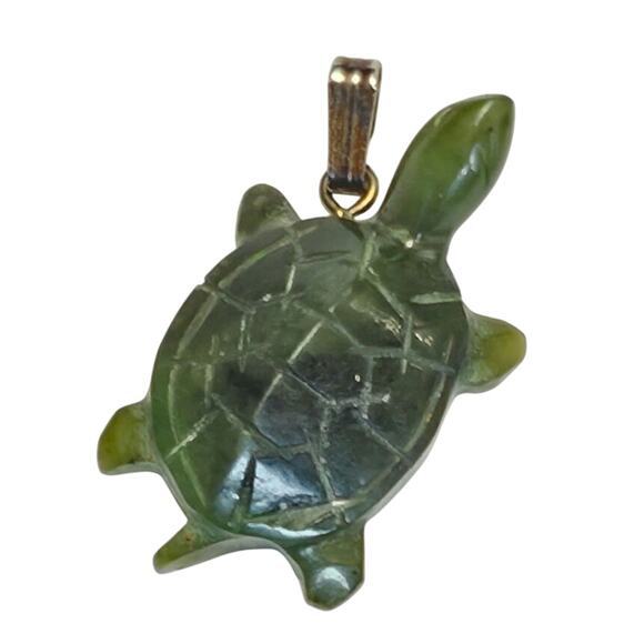 Polished Jade Turtle Pendant - Picture 1 of 4